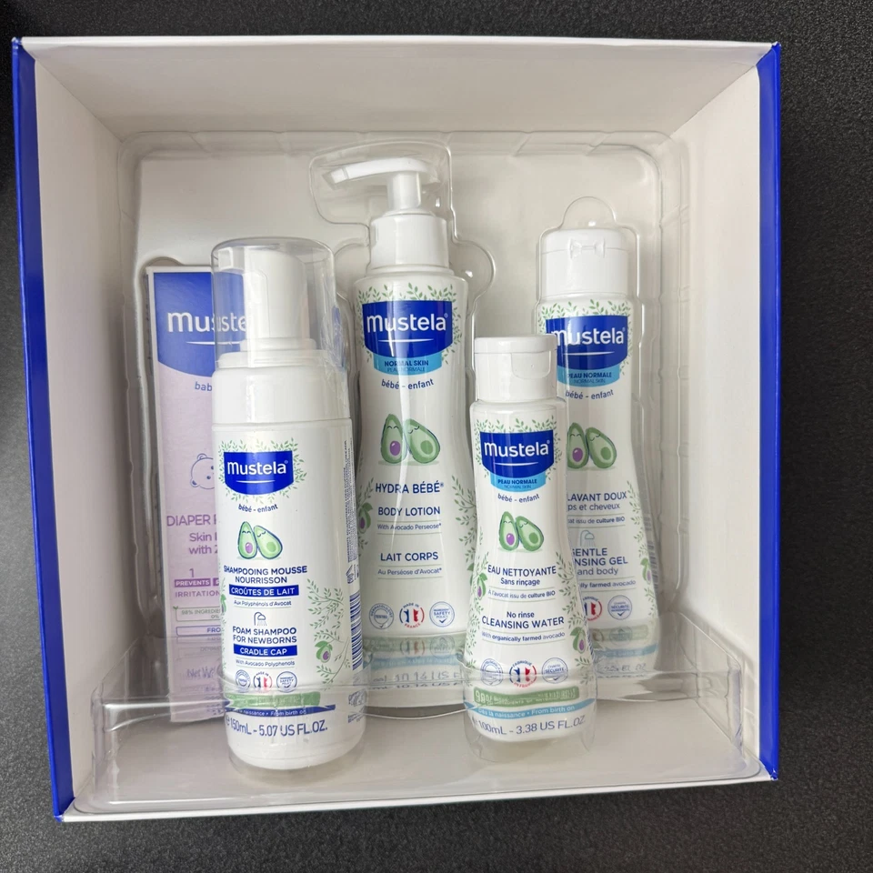 Mustela Set de Regalo para Llegada de Recién Nacido - Cuidado de la Piel del Bebé y Esenciales para el Baño Natural Foto 1 de 1