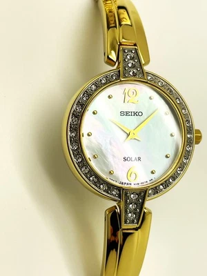 SEIKO LADIES V115-0BM0 MODERN MOP DIAL NOT-WORKING SOLAR ANALOG WATCH SUP290 - Image 1 of 4