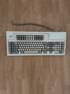 IBM Model M Vintage Keyboard rj45 Mechanical Buckling Spring UK Retro 1394428 - Picture 1 of 2