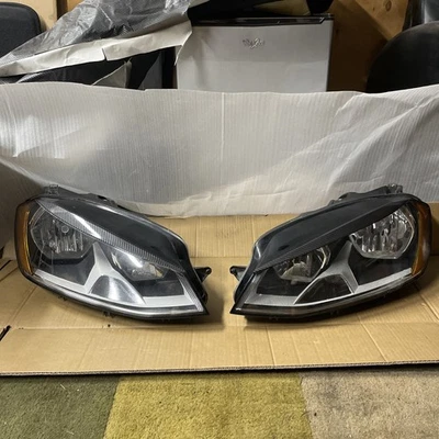 Par de faros cromados con bombillas 2015-2017 OEM para Volkswagen Golf GTI MK7 Foto 1 de 4