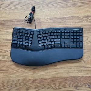 Microsoft LXM-00001 Model 1878 Wired USB 2.0 Ergonomic Keyboard Black Tested - Picture 1 of 6
