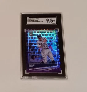 Aaron Judge, 2020 Donruss Optic #130 (Purple Pandora Prizm 2/99) SGC 9.5, POP:3 - Bild 1 von 3