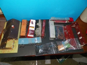 Vintage Ho Scale Teile Restaurieren Reparatur Zug Wagen Gebäude etc Lot C - Bild 1 von 6