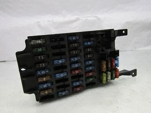 Mercedes C Klasse W202 93-00 Kombi Kombi Sicherungskasten Platine + Stecker Kabel usw - Bild 1 von 6