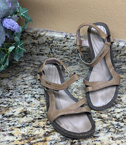 Teva Cabrillo Women's Size 7 Brown Leather Sandals Wedge