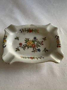 Posacenere rettangolare Moriyama Mori-Mach porcellana 4 1/4" fiori floreali Giappone usato in ottime condizioni - Foto 1 di 8