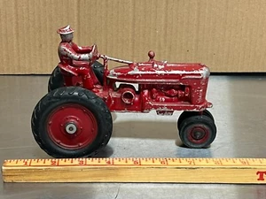 Vintage RARE IH Farmall H Tractor ERTL H 1:16 First International Toy 1945 EARLY - Picture 1 of 11