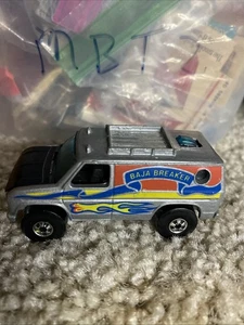 Hot Wheels Blackwall 1977 Baja Breaker Silver 4x4 Van NEAR MINT CONDITION - Picture 1 of 5