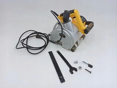 Powerplus POWX0650 1800 W Profi-Nutfräsmaschine - Bild 1 von 4