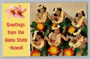 Saludos desde Aloha State Hawaii HI Hula Niñas Leis Hierba Faldas Postal Años 50 - Imagen 1 de 2