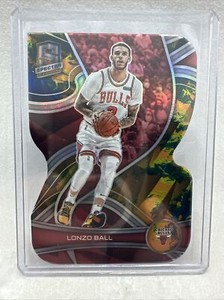 2021-22 Panini Spectra Lonzo Ball #84 Universal Die Cut Prizm 4/8 Chicago Bulls