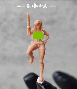 1/43 Arcade Game Sexy Machine Gun Girl Miniature Model Scene Props Vehicle Toys - Picture 1 of 3