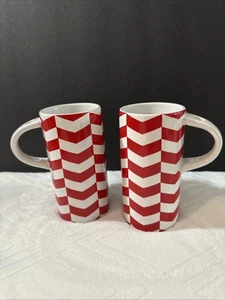Par de tazas altas Starbucks Chevron rojo y blanco 8 oz 2013 Tailandia — sin cucharas - Imagen 1 de 5