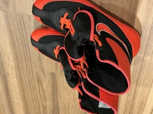Nike Machomai 2 Orange/Schwarz - Größe 10 - Bild 1 von 6