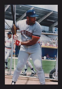 Cecil Fielder 1991 Tigres de Detroit sin firmar 4 x 6 foto instantánea original #2 - Imagen 1 de 1