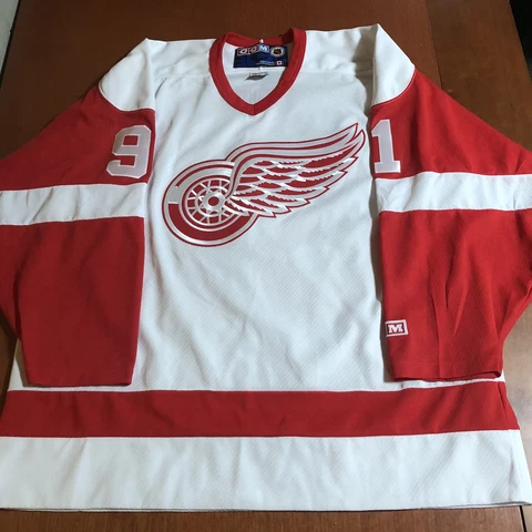 CCM Sergei Fedorov Detroit Red Wings NHL Hockey Jersey Vintage White Home XL Cover