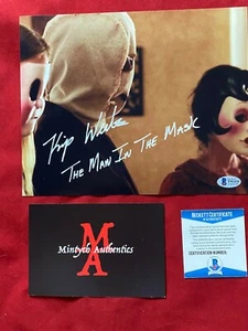 KIP WEEKS AUTOGRAPHED SIGNED 8X10 PHOTO! THE STRANGERS! MAN IN THE MASK! BECKETT - Picture 1 of 5
