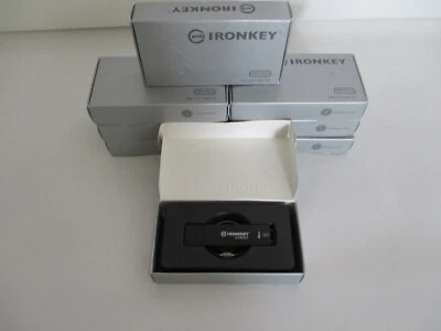 -NEW- Kingston 8GB D300S AES 256 XTS Encrypte [IKD300S/8GB] NEW Sealed - Image 1 of 4