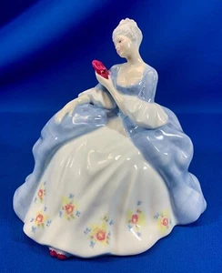 ROYAL DOULTON LOVELY LADY WISTFUL 1978 HN 2229 - Foto 1 di 7