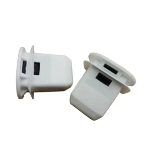 2x Rear Seat Lower Screw Clip Grommet For AUDI A4 A5 A6 A7 Q7 Skoda Seat - Picture 1 of 6