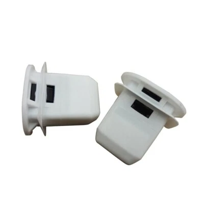 2x Rear Seat Lower Screw Clip Grommet For AUDI A4 A5 A6 A7 Q7 Skoda Seat - Image 1 of 4