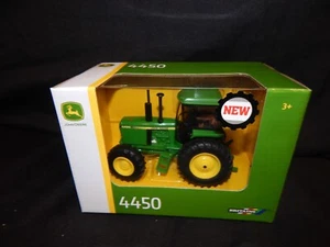 BRITAINS JOHN DEERE 4450 TRACTOR 43364 BNIB 1:32 - Picture 1 of 4