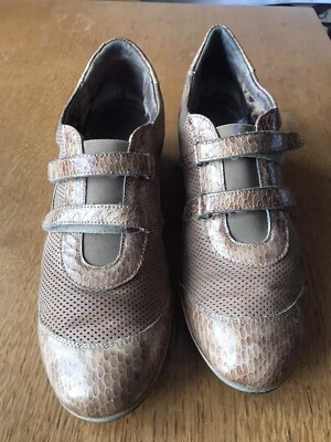 Zapatillas Aquatalia marrones talla 40 euros -7 Reino Unido Foto 1 de 4