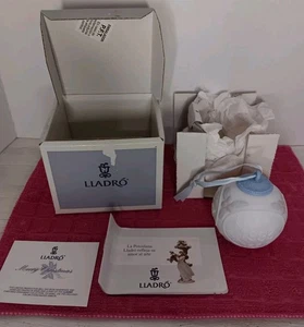 Vintage LLADRO Porcelain Ball Ornament 1993 Original Box Item #16009  - Picture 1 of 8
