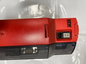 Accionamiento inversor SEW Eurodrive 380V/500V 0,55kW 3PH (MDX61B0005-5A3-4-00) - Imagen 1 de 5