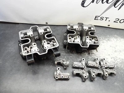 Honda Magna 700 VF700c 1984 culatas 2813 Foto 1 de 4