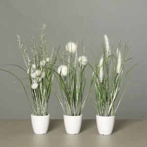Winterliche Kunstpflanzen, 3er Set glitzerndes Gras im weißen Topf, Höhe 35cm - Bild 1 von 1