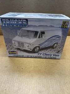 REVELL TRUCKS '77 CHEVY VAN MODEL KIT nuovo sigillato 1977 1:24 85-7221 - Foto 1 di 3