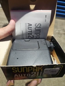 Vintage Sunpak Auto 211 Thyristor Film Camera Flash Attachment Untested - Picture 1 of 3
