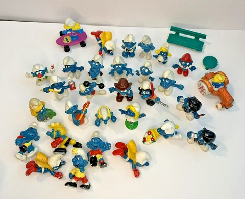 Lot of 30 Vintage Smurfs Figures PVC Schleich Toys+ Accessories A7 Cover
