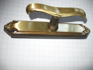 CREMONESE MANIGLIA FINESTRA LADY OTTONE BRONZATO GIOCO - Foto 1 di 3