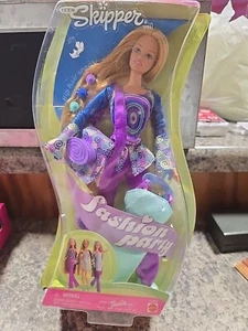 TEEN COURTNEY FASHION PARTY DOLL Friend of Skipper 29104 NEW 2000 NRFB RARE - Picture 1 of 4