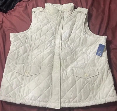 IZOD Womens White Puffer Vest Size 3X - Image 1 of 4