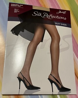 Meia-calça Hanes Silk Reflections EF Silky Sheer Travel Buff 717 biqueira transparente - Imagem 1 de 4
