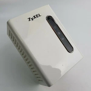ZyXEL Powerline HomePlugAV Adapters 200Mbps PLA-401 UK Plug PLA401 - Picture 1 of 7