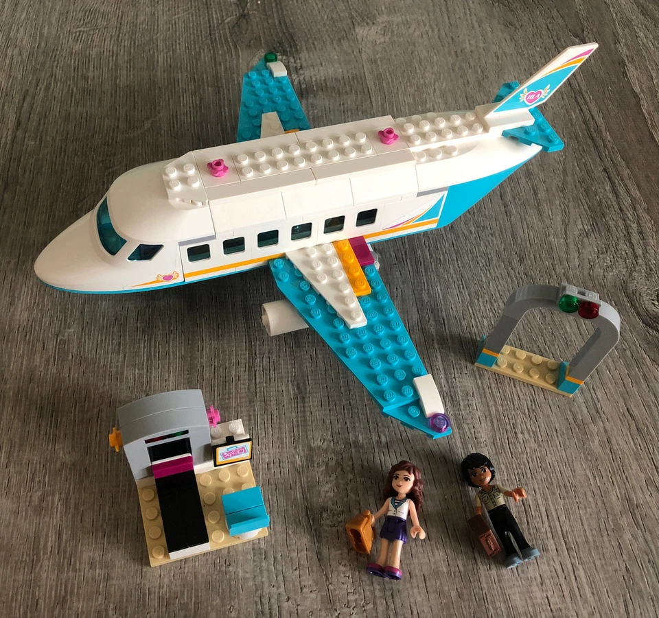 LEGO Friends 41100 Private Jet Complete W/ Figures - No Box Or Manual - Image 1 of 3
