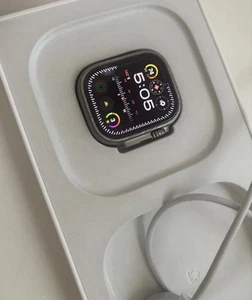 Apple Watch Ultra Fully Functional But Scratched - Photo 1 sur 8