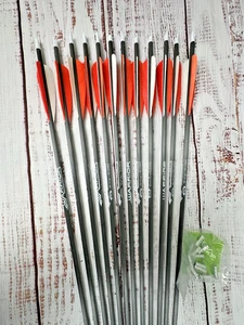 Dozen (12) Gold Tip Warrior 400 spine fletched carbon arrows 4" FEATHERS - Picture 1 of 4