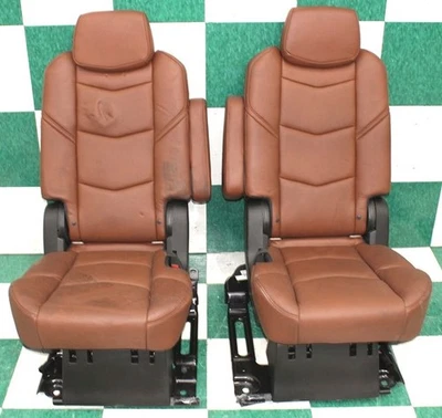 *STAIN* 17' ESCALADE SWB Vecchio Perforated Leather Heat Captains 2nd Row Seats - Изображение 1 из 4