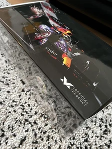 Minichamps 1/18 RB19 Las Vegas GP 2023 Winner Max Verstappen F1 Model Car - Picture 1 of 5