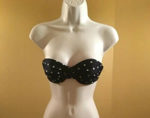 Xhilaration Bikini-Schwimmoberteil blau gepunktet Gr. S  - Bild 1 von 3