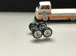 R035 Hot Wheels 1/64 Set# Steelie Chrome Greenline 10mm Short RUBBER REAL RIDER - Picture 1 of 4