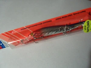 1 Rebel DJ3R RASSELNDER Löffel Minnow silber/roter Kopf/blauer Rücken Neu in Verpackung - Bild 1 von 7