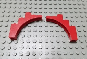 LEGO Lot of 2 Red 1x5x4 Arch Brick Pieces - Picture 1 of 1