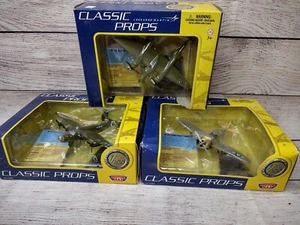 Lockheed Martin Classic Props Motor Max  Die Cast Airplane  bundle Lot - Picture 1 of 5