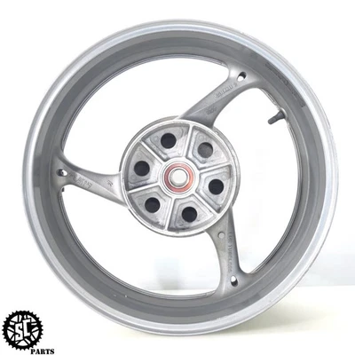 11-18 SUZUKI GSXR 600 750 RUEDA TRASERA RECTA Foto 1 de 4